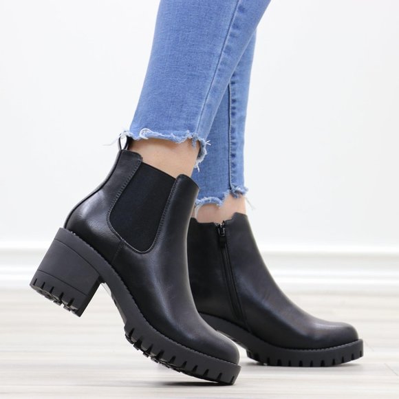 Chunky Chelsea Lug Black Ankle Boots - Picture 6 of 14